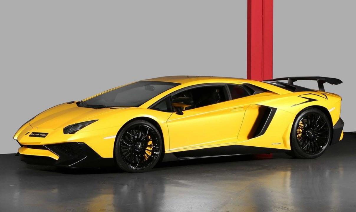 Rychlé kolo: Lamborghini Aventador SV